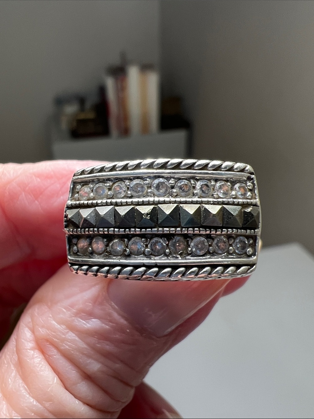 925 Sterling Silver Crystal Accent Women's Ring - Clear Stones - Vintage